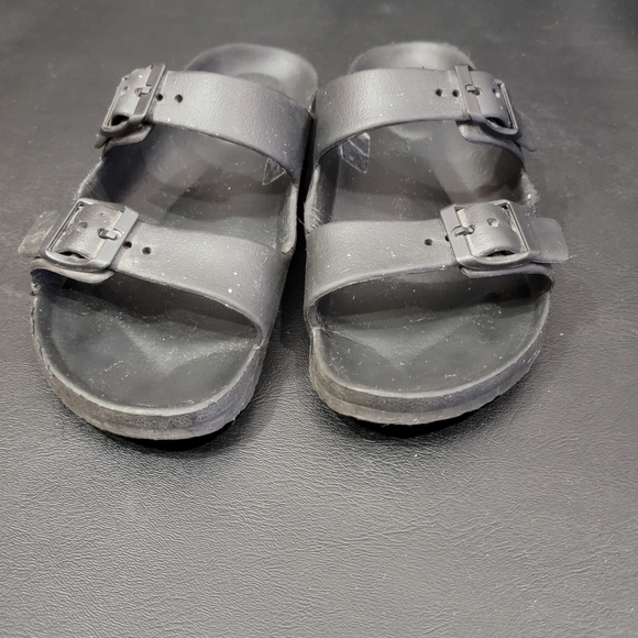 Sandals - Picture 6 of 7